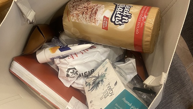 Kimlerin çantası böyle?