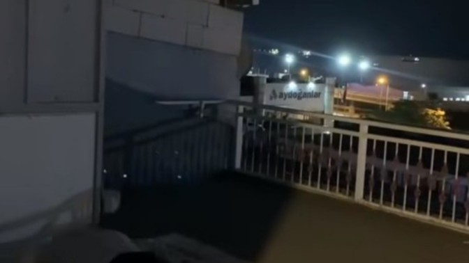 Hava sıcak diye balkonda dışarda uyunur mu?
