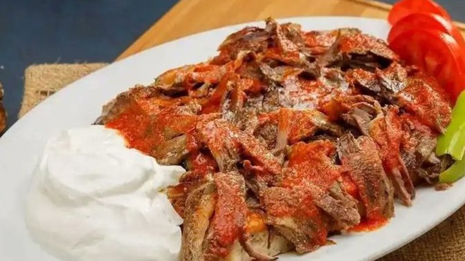 Ciddi ciddi iskenderi seven var mı?
