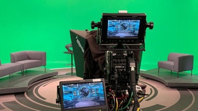 İzlediğiniz filmin veya dizinin kamera arkasını izler misiniz?