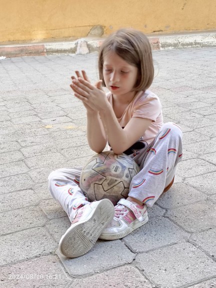 Yüzünüzde güller açtıran biri var mı?