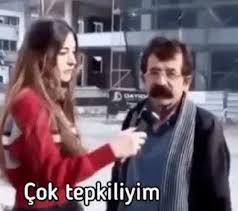 Eski sevgilinin yakın arkadaşlarınla sosyal medyadan takibe devam etmesine musade edermisin?