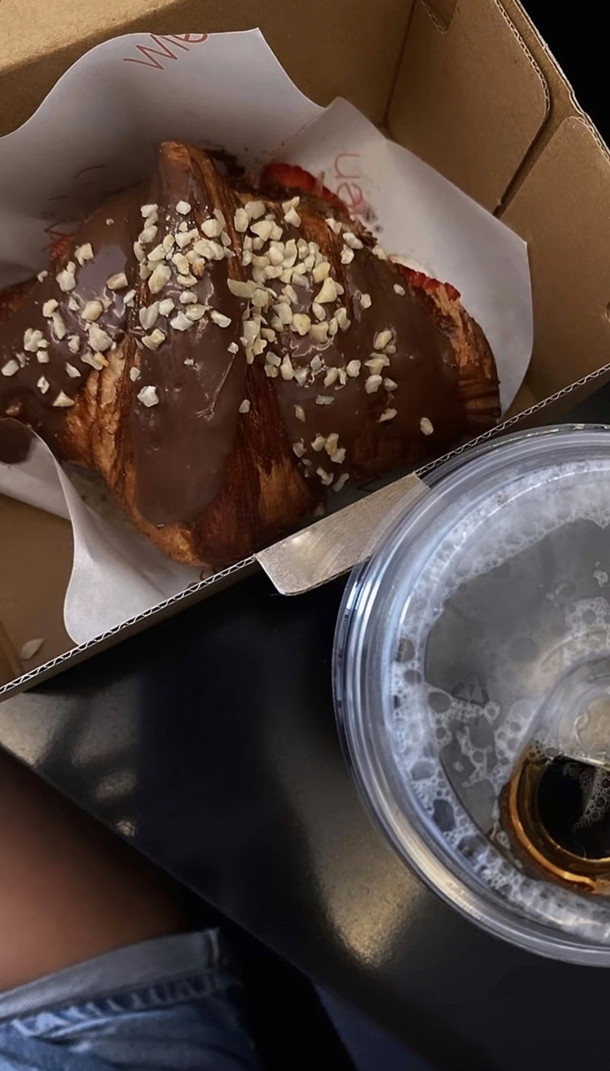 Evde yemek mi , dışarıda yemek mi?