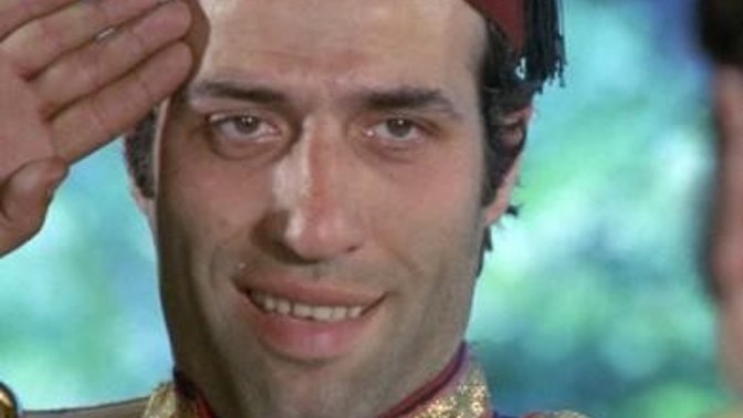 Kemal Sunal'ı bu kadar farklı ve özel kılan ne sizce?