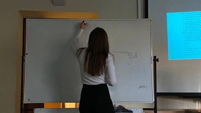 Ülkemizde öğretmenlik mesleği neden basit görülüyor?