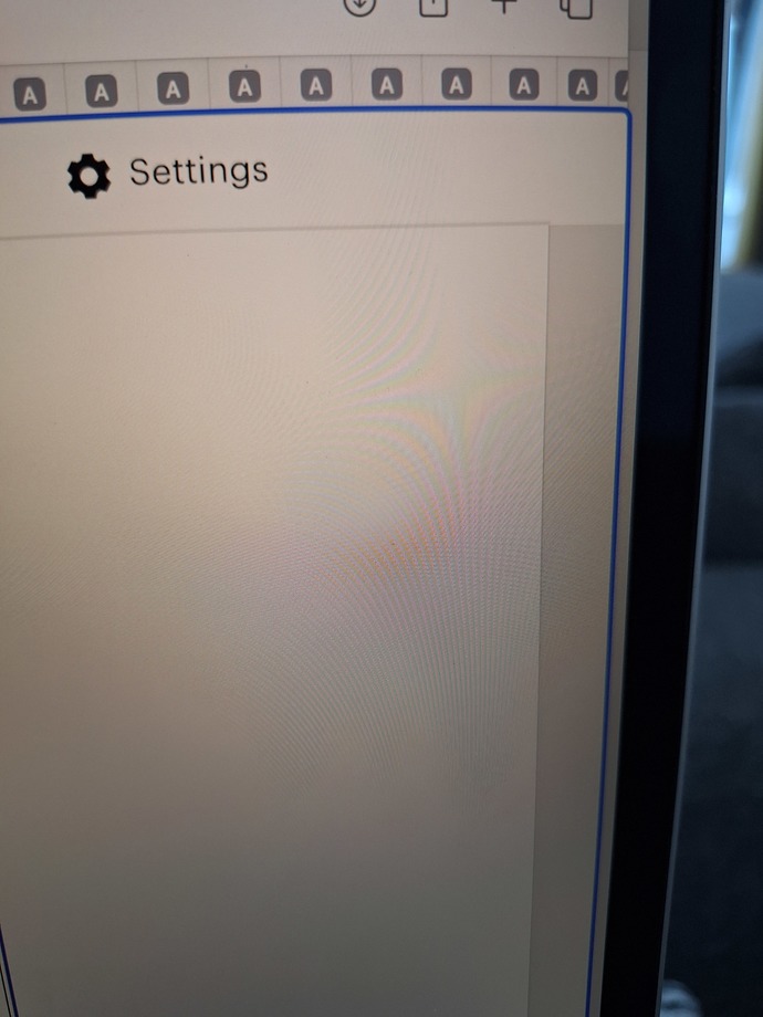 Macbookta boşluk tusuna basınca mavi çerçeve oluyor tuşlar çalışmıyor sorun ne?
