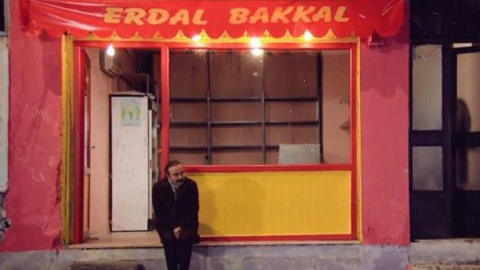 Yalnızlığı anlatın desem. Dudaklarınızdan neler dökülürdü?