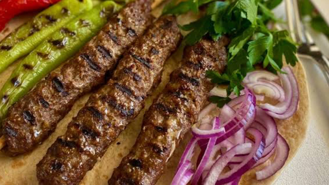 Adana kebap mı, Urfa kebap mı?