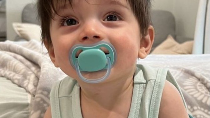 Bebeklere neden emzik verilir?