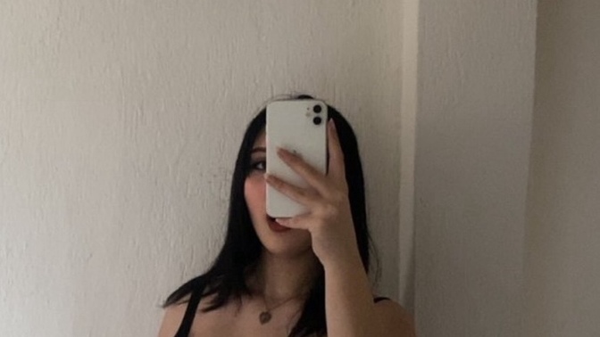 Kilolu mu sizce bu kiz?
