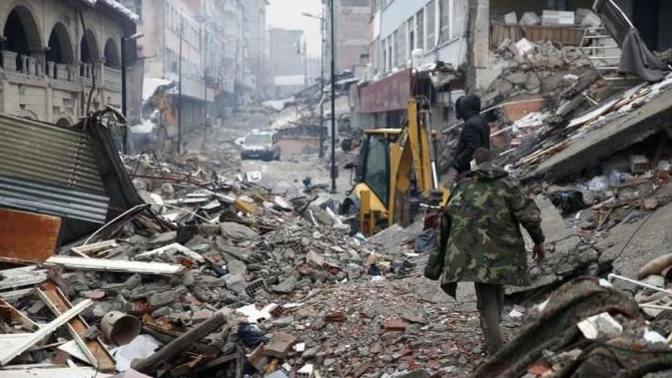 Deprem sonrası hayatım değişti, yaşadığım bu olaylardan sonra toplumdan utanmaya başlamam normal mi?