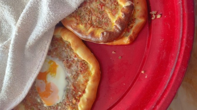 Kaşarlı pide mi yumurtalı pide mi, hangisini tercih edersiniz?
