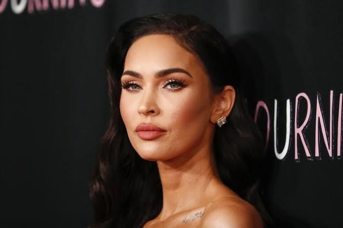 Baklava yüz (Megan Fox)