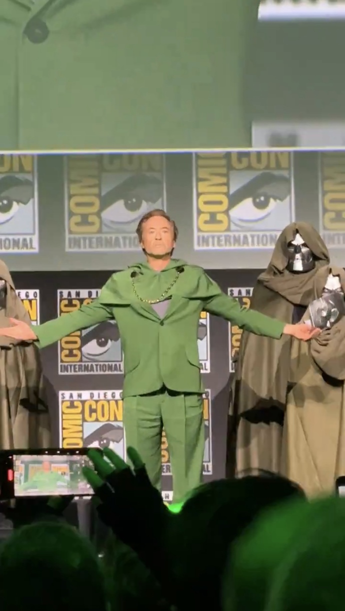 Robert Downey Jr. Doctor Doom rolü ile beyaz perdeye geri dönüyor! Doctor Doom karakterine hayat verecek olmasını nasıl buldunuz?