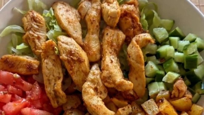 Farklı salata tarifleri dener misin?