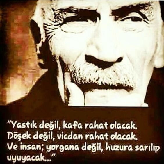 Yastığına sarılıp uyuyan var mı?
