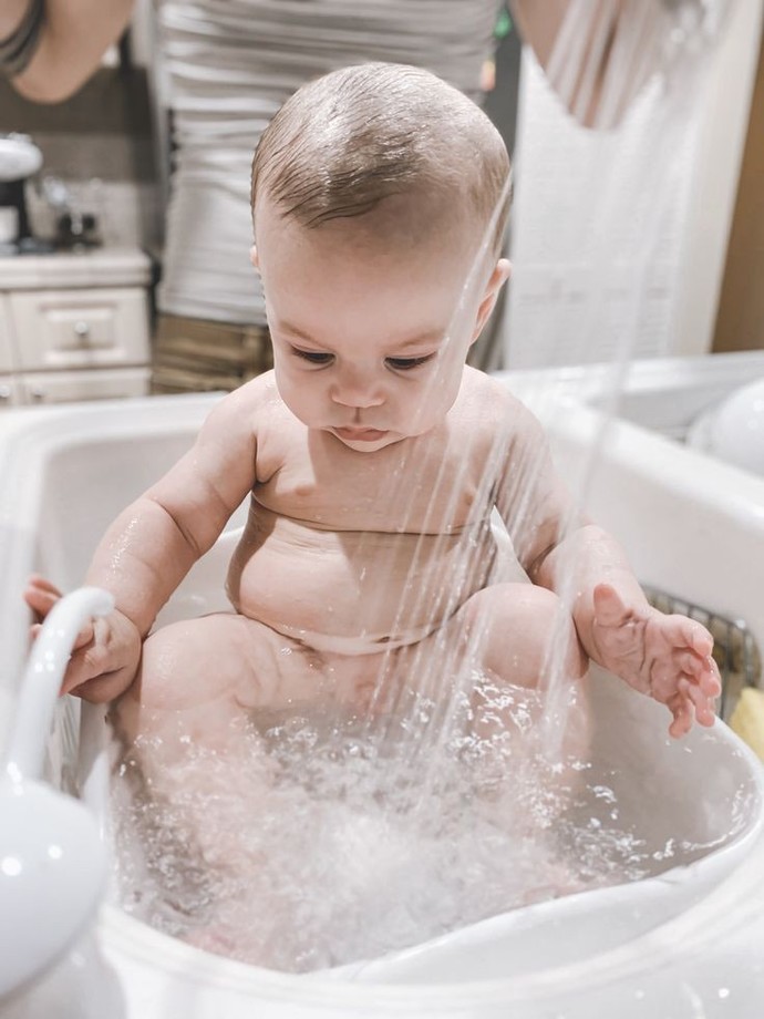 Banyo keyfi bebekler için aktivite alanı olabilir mi?