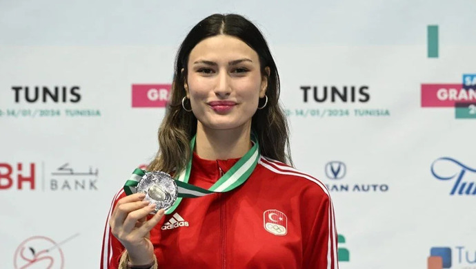 Nisanur Erbil, Türk eskrim tarihinin ilk olimpiyat galibiyetini aldı! Eskrim sporuyla ilgileniyor musunuz?