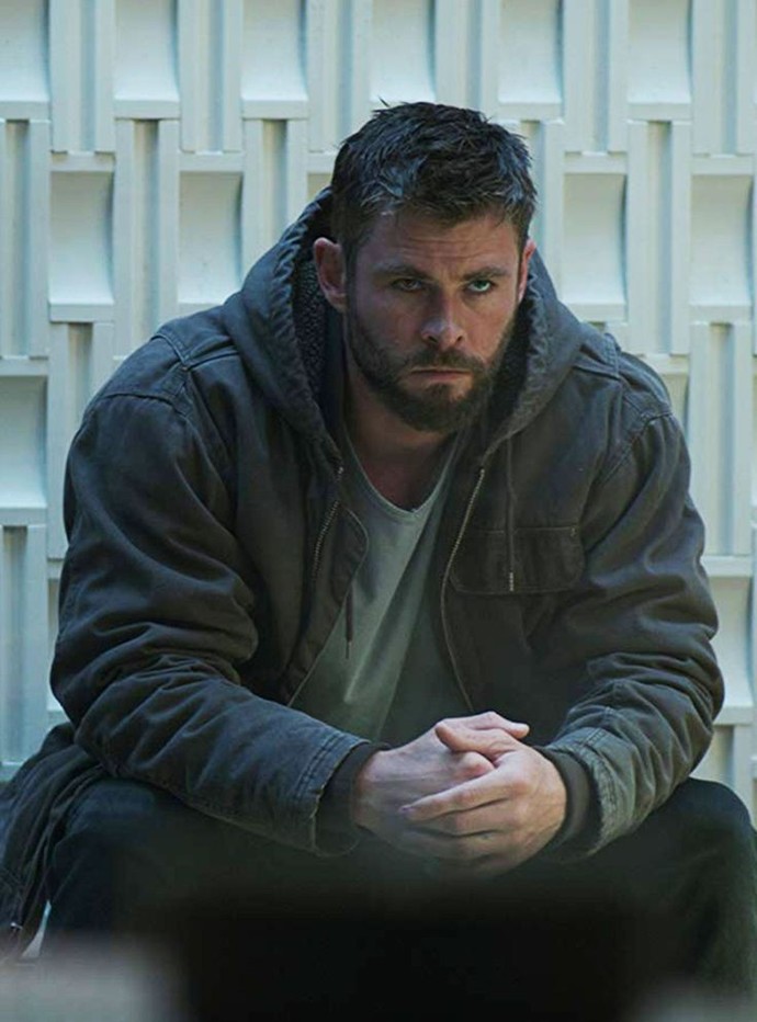 Kadınlar Chris Hemsworth gibi bir sevgiliye sahip olursalar dertleri tamamen biter mi?