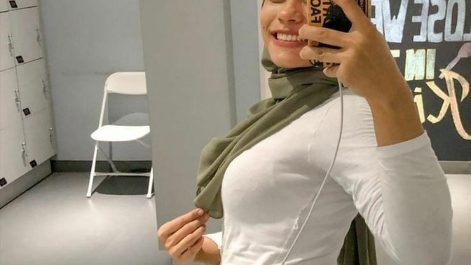 Böyle poz veren kapalılar hakinda ne düşünüyorsunuz?
