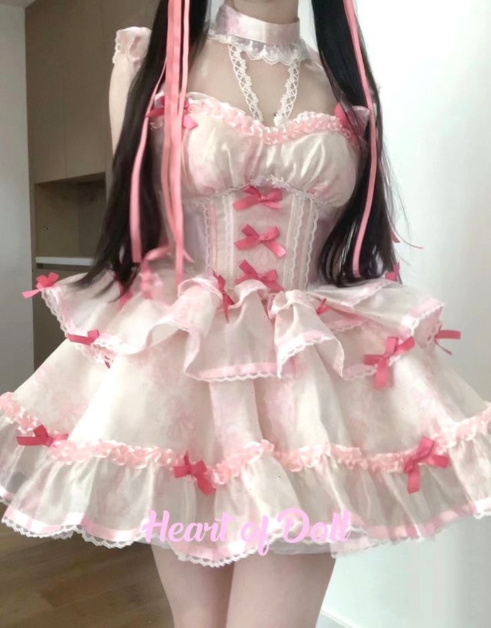 Kawaii modası, herkesi olduğundan küçük ve tatlı gösteriyor mu?