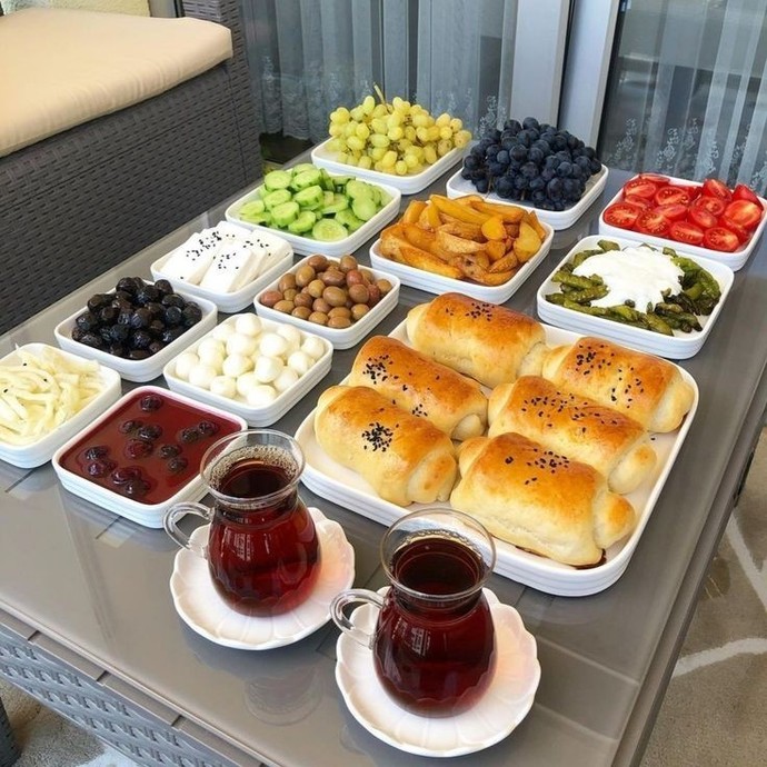 Kahvaltıda hamur işleri tüketir misiniz?