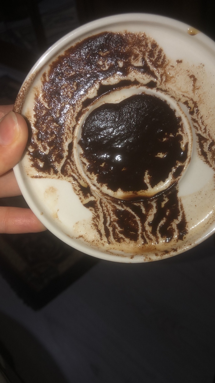 Falıma bakacak olan çıkar mı?