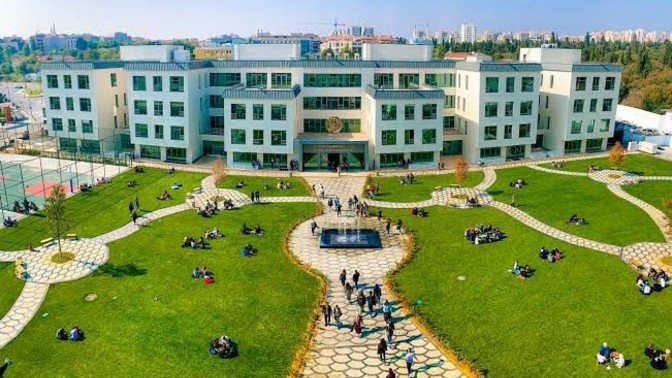 Biruni Üniversitesi mi Sabahattin Zaim mi?