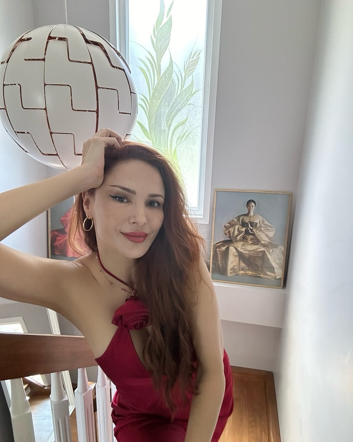 Evli bir erkek Mine Tugay ın bu fotoğraflarını neden beğenir?