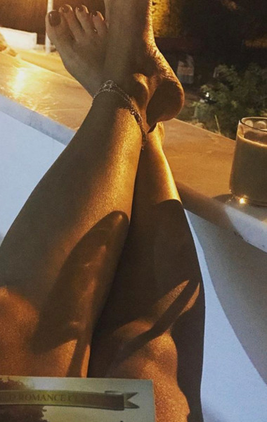 Tatilde akşam balkon kitap kahve keyfi yapan yok mu?
