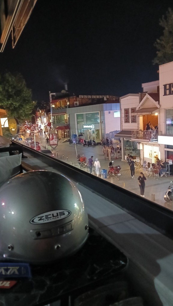 İyi akşamlar, napıyorsunuz?
