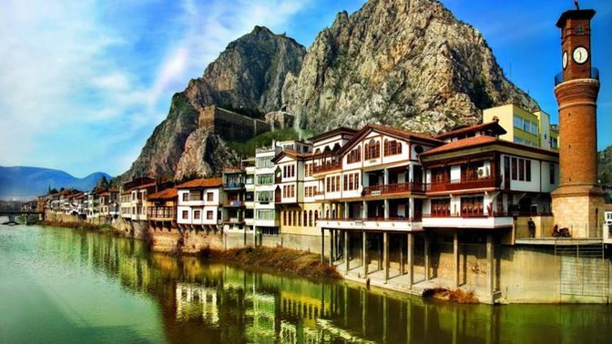 “İyi ki dünya gözüyle gördüm” dediğiniz şehirler var mı?