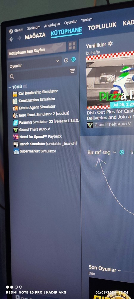 Aktif olarak oynadığınız bir oyun var mı?