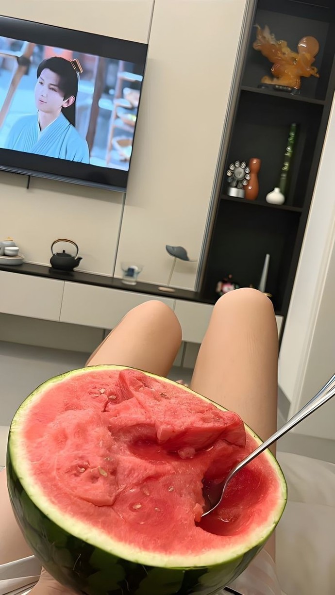 Karpuzu veya kavunu nasıl yemeyi seviyorsunuz?