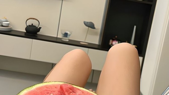 Karpuzu veya kavunu nasıl yemeyi seviyorsunuz?