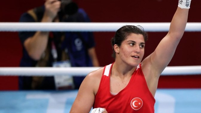 Milli boksörümüz Busenaz Sürmeneli adını çeyrek finale yazdırdı. Milli boksörümüzün başarısını duyduğunuzda ilk düşünceniz ne oldu?