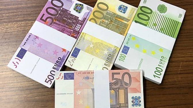 Sizce para mı, aşk mı?