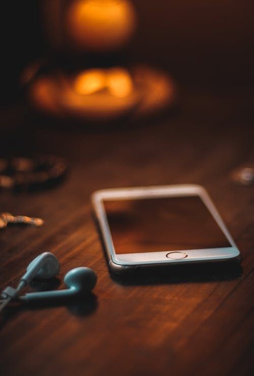 Sabah uyandığında telefonunda ne görmek istersin?