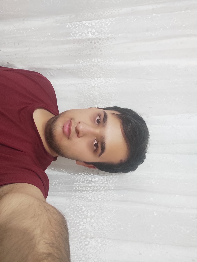 Sosyal medyaya foto koymaya utanıyorum sizde böyle misiniz?