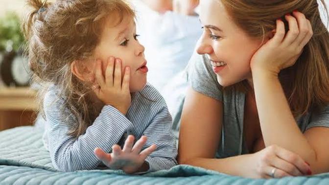 Annenize Aşk nedir diye sorsanız. Size ne derdi?
