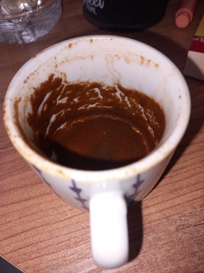 Falimda gorunenleri okur musunuz?