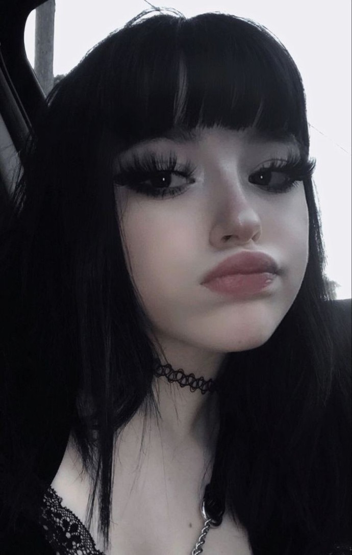 Gotik kızlar hakkında ne düşünüyorsunuz?