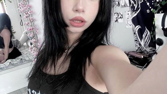 Gotik kızlar hakkında ne düşünüyorsunuz?