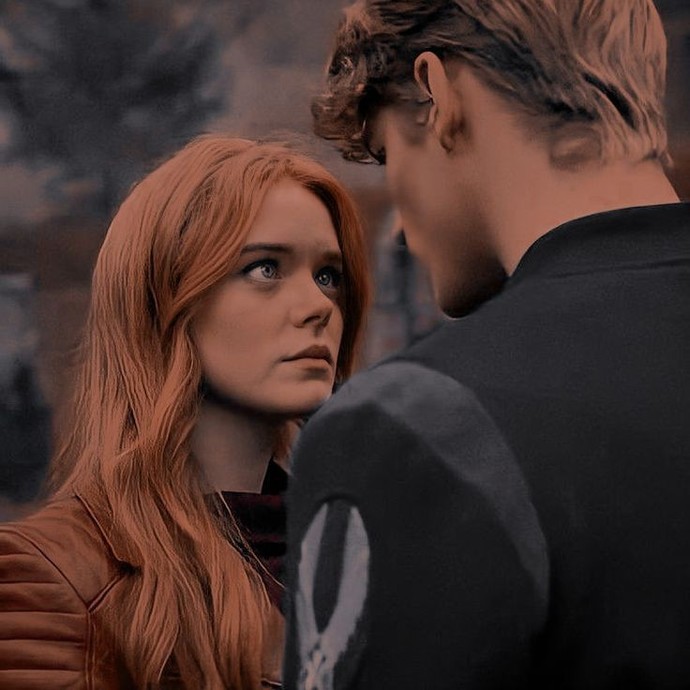 Evlendiğiniz zaman eşiniz hayatınıza yasaklar koyabilir mi? Uyar mısınız?