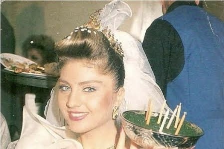 Hangi kadın ünlü daha güzel sizceee ?