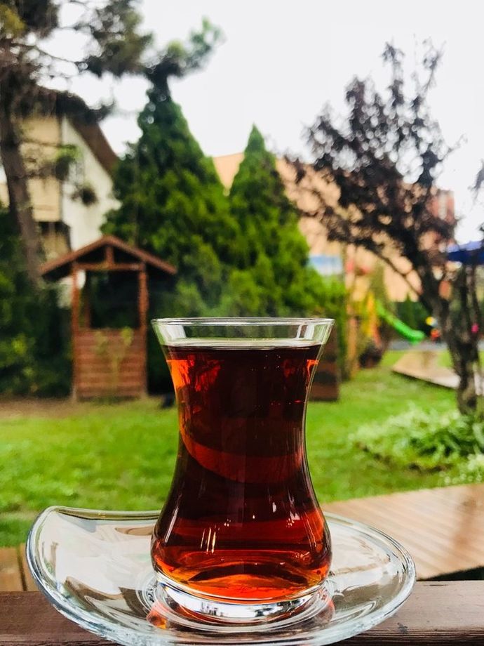 Çayı nasıl içtiğinizi tahmin edeyim mi?