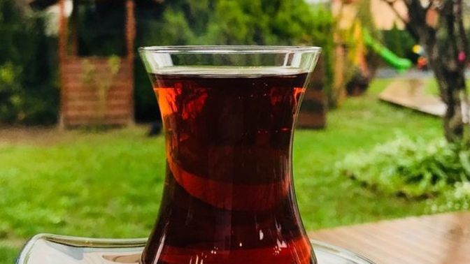 Çayı nasıl içtiğinizi tahmin edeyim mi?