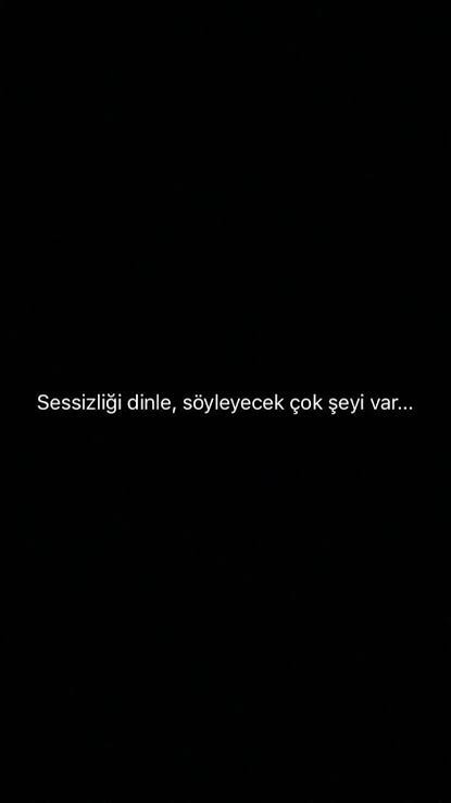Bu geceye bir söz bırak desem ne yazarsın?