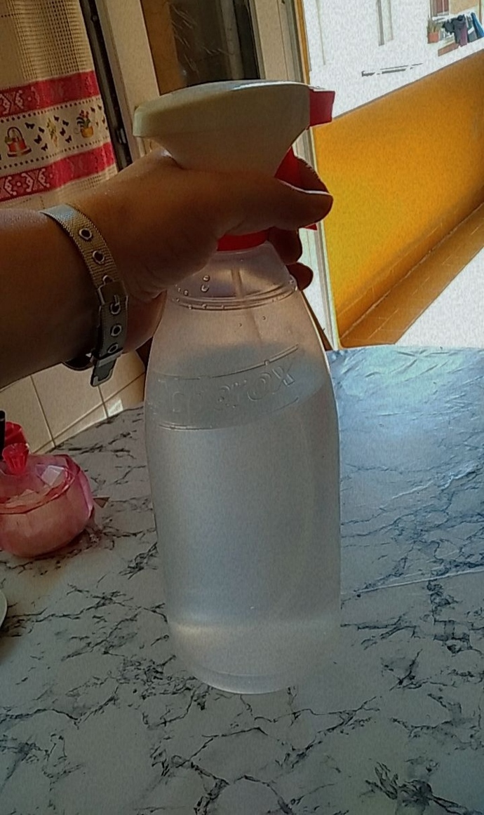 Sevgiliniz karşı cinsin storisine alev atsa ne yaparsınız?