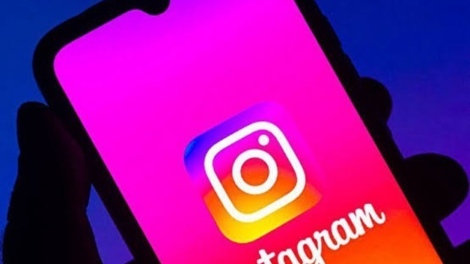 Borsa sabah sabah 100 de 7 aşağıdan açıldı. Tahminim bugün instagram ı açarlar. Sizce ne zaman açılır?